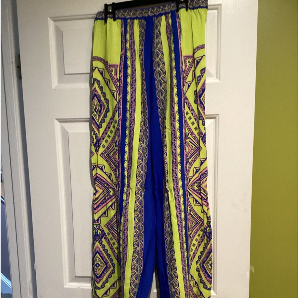 Wide leg pants